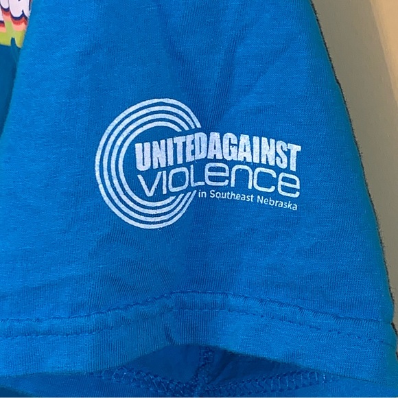 NWOT Gildan “Be Kind” Tee Shirt - Picture 4 of 8